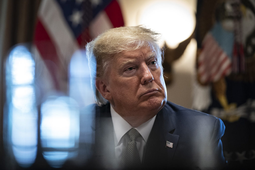 Per l'Oms gli Stati Uniti saranno il "nuovo epicentro" della pandemia. Ma Trump se ne infischia e vuole riaprire tutto