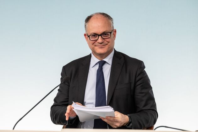 I commercialisti contro il governo: "Servono semplificazioni o i soldi arriveranno troppo tardi"