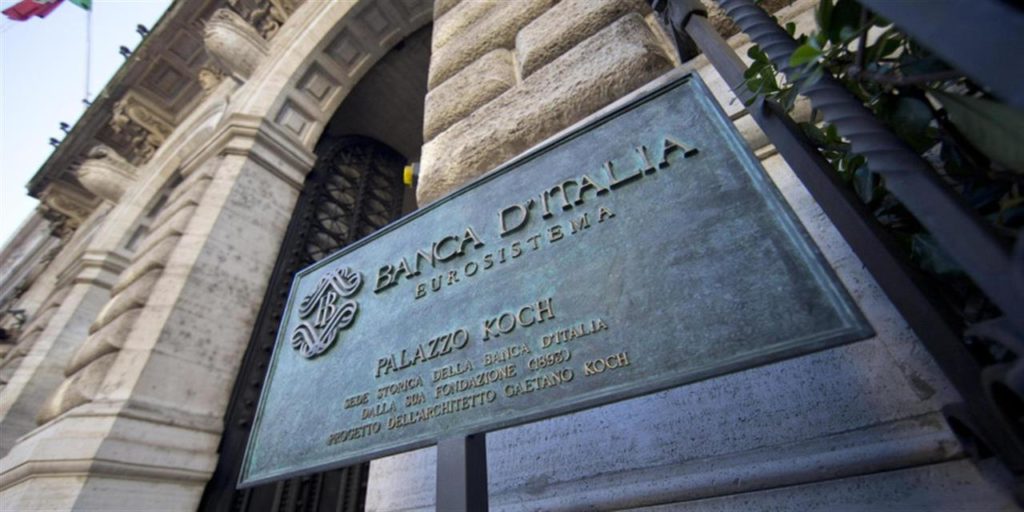 Gli stranieri in fuga dal debito italiano: ad acquistare i nostri titoli sono rimaste la Bce, banche e assicurazioni