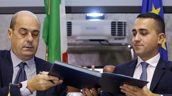 "Avete tradito gli elettori": l'addio al veleno di cinque consiglieri milanesi del Movimento