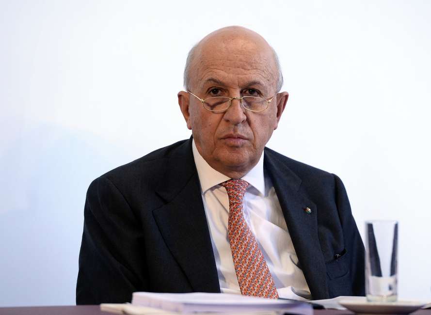 Niente liquidità immediata per le famiglie italiane: per snellire le procedure servirà l'ok dell'Ue
