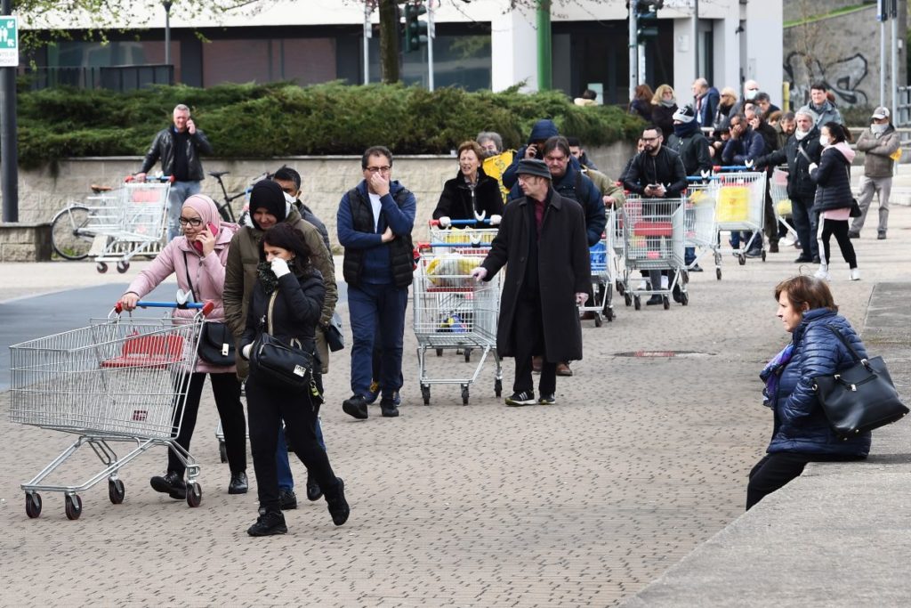 Povertà, disoccupazione e disuguaglianze: così la rabbia ora rischia di esplodere