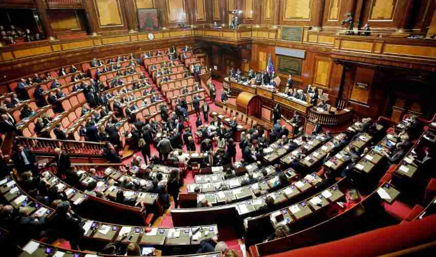 La trappola della casta: così è stato cancellato uno dei pochi successi del M5S