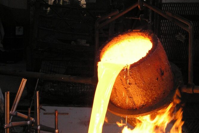 Le fonderie italiane vanno a picco: produzione già crollata del 20-30%