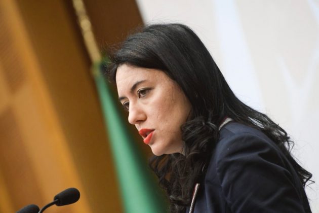 Il piano Azzolina è un disastro: l'Italia scende in piazza contro la ministra

