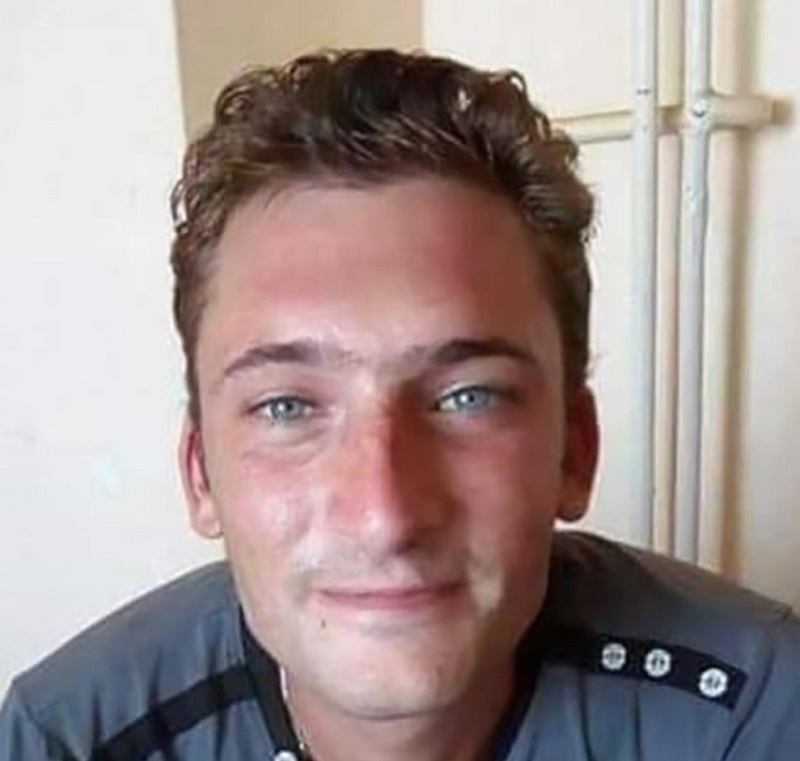 L'hotel taglia il personale a causa della crisi, lui si suicida a 27 anni: la tragedia nel Teramano