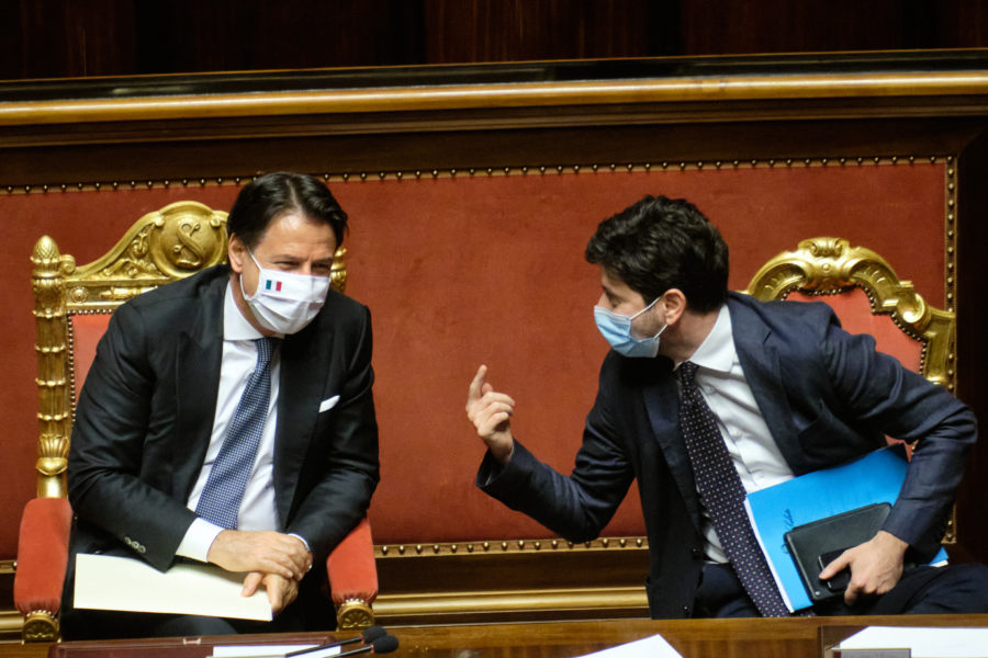 Caos commissioni, la maggioranza si spacca: accuse e veleni sull'asse Pd-5S-Renzi