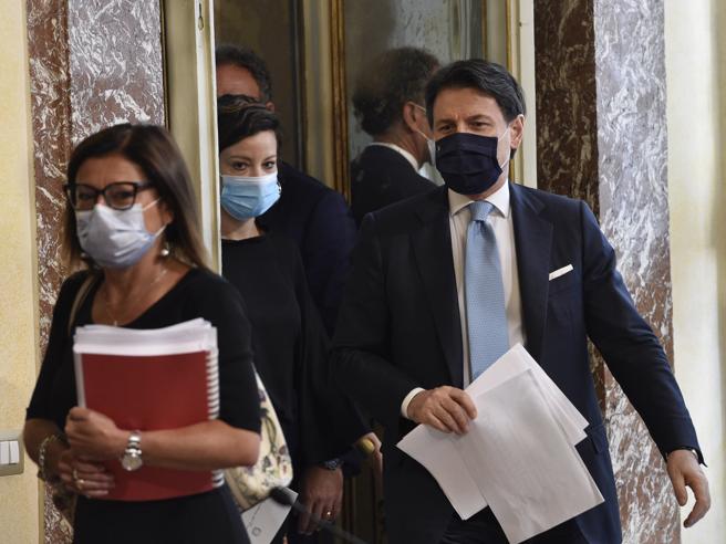 L'ennesimo regalo alla famiglia Benetton (un palazzo a Roma) spacca il governo