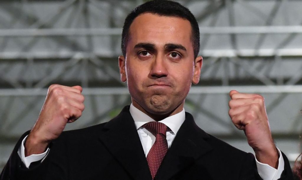 Si scrive M5s, si legge Pd. E Di Maio esulta: "Inizia una nuova era"