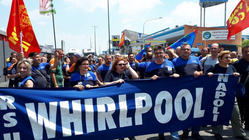 Il Paese delle crisi infinite: 150 tavoli ancora aperti e 300 mila lavoratori a rischio