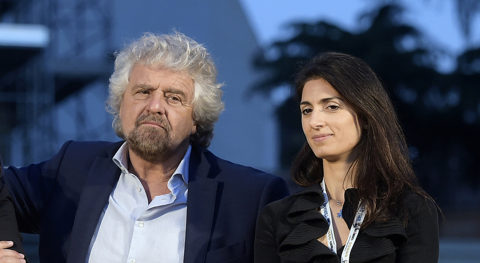 Addio vincolo dei due mandati: Grillo e la Raggi spazzano via l'ultimo totem dei 5 Stelle
