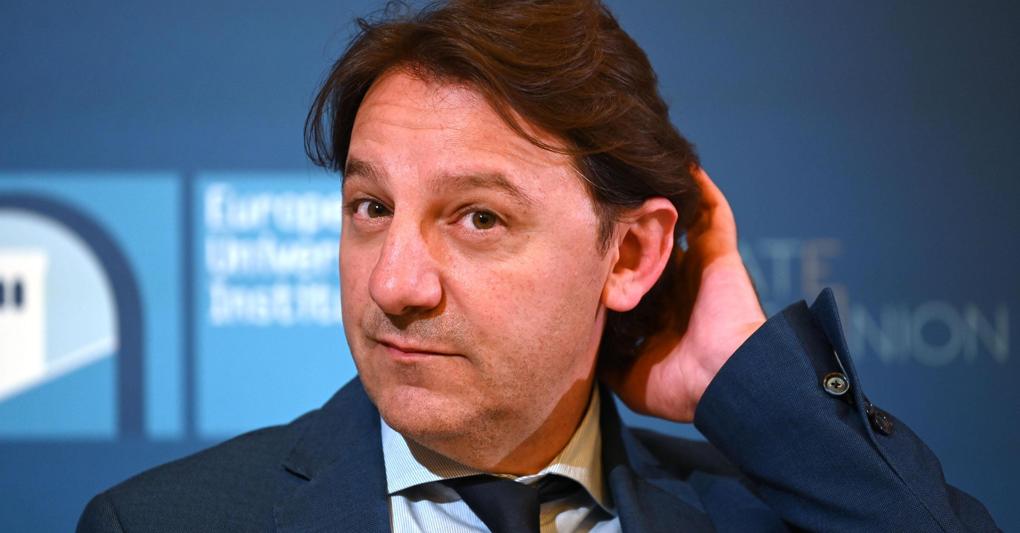 Natale anticipato per Tridico: il governo gli regala uno stipendio raddoppiatto (con effetto retroattivo)