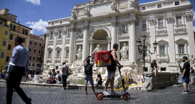 La ricetta per salvare il turismo? "Pluri-stagionalità alla riscoperta di borghi e sapori"
