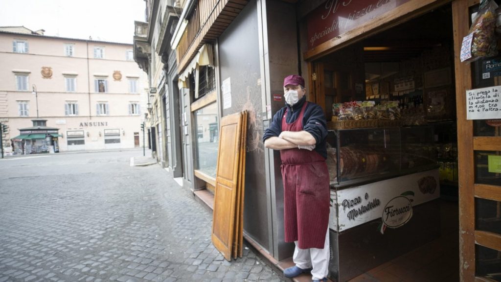 Il governo ha stabilito una "soglia per il lockdown": qual è il punto di non ritorno