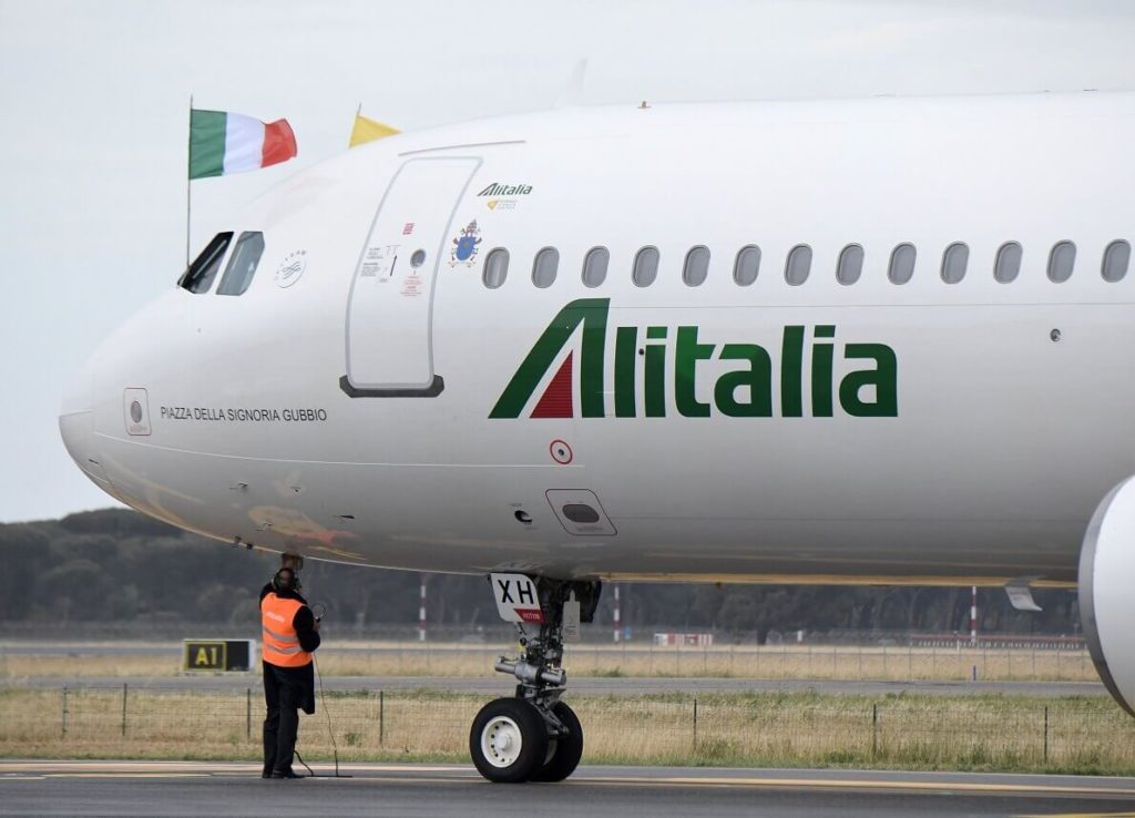 Alitalia, cassa integrazione prorogata per i 7 mila dipendenti. Ma il futuro resta un rebus