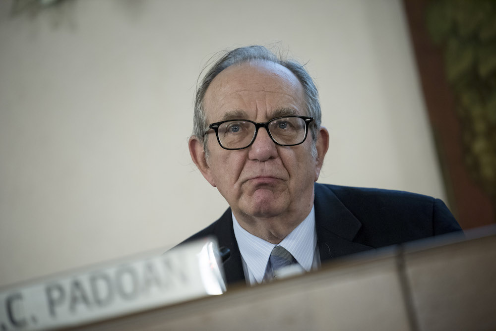 Padoan in Unicredit, che sorpresa: un altro ex ministro del Tesoro ai vertici di una banca
