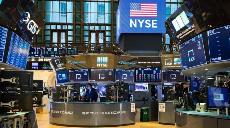 Famiglie più povere, finanza sempre più ricca: gli effetti (devastanti) della seconda ondata