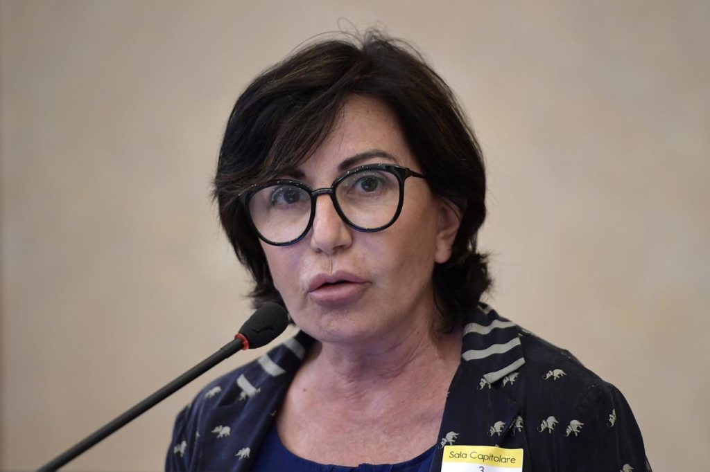 La microbiologa Gismondi: "Il vaccino a gennaio? Io non lo farò"