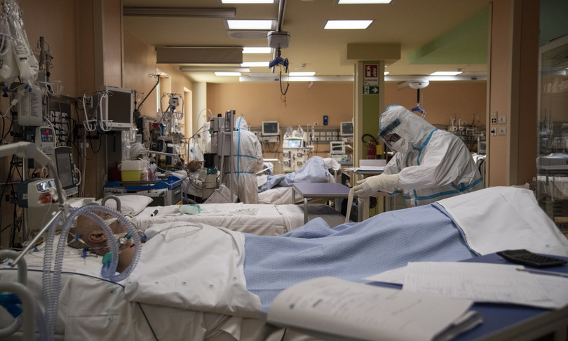 L'Italia sta abbandonando i malati No Covid: "Non lasciateci da soli"