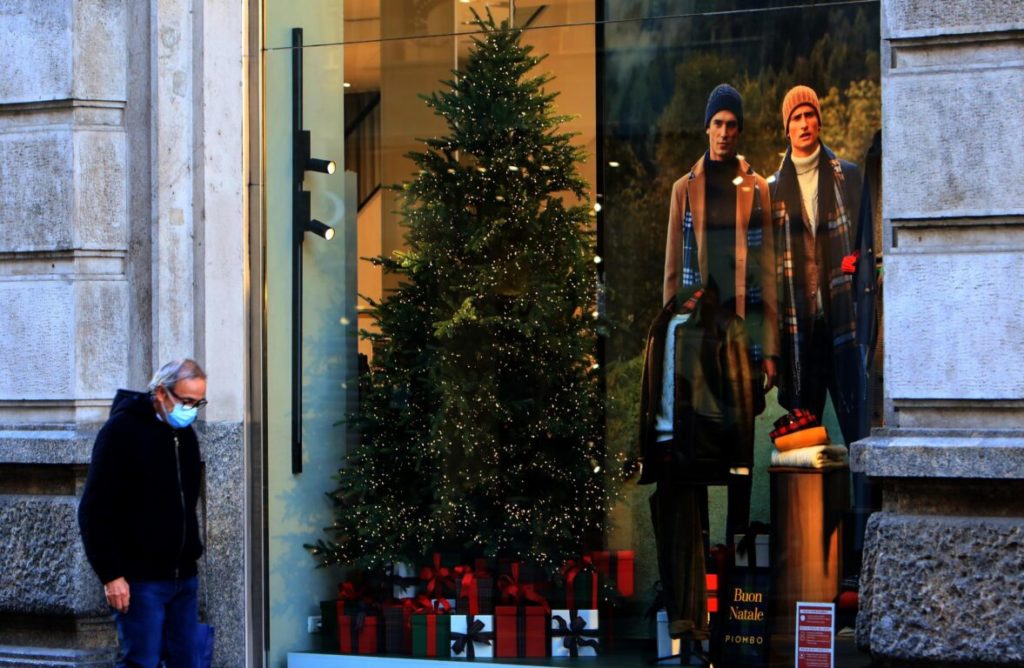 Il Natale giallorosso? Niente spostamenti tra Regioni e scuole ancora chiuse