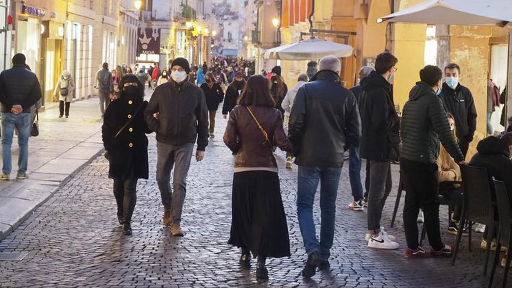 Stazioni, autostrade e piazze blindate: per gli italiani è in arrivo un weekend da incubo