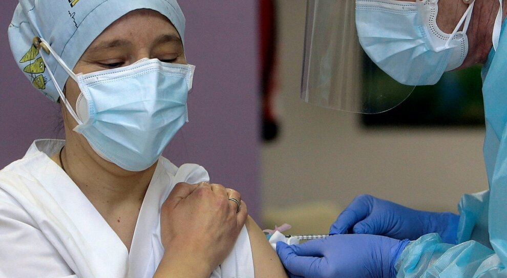 L'Oms: "I vaccinati possono ancora trasmettere il virus"
