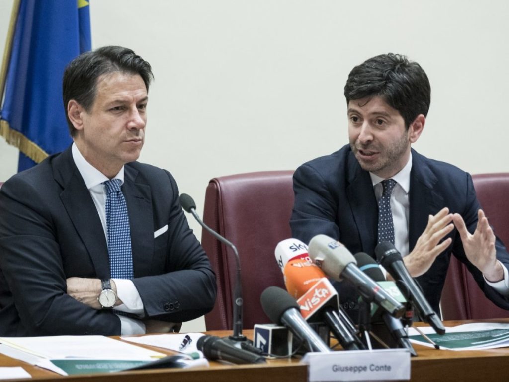 Un altro report fa tremare Speranza: "Incuria e negligenza sul virus"