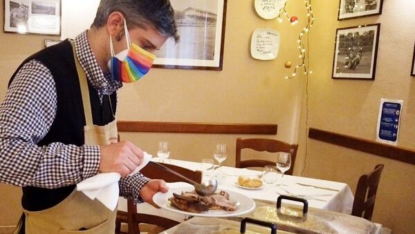 I ristoratori si ribellano al governo: "Il 15 gennaio restiamo aperti, sfidando le restrizioni"