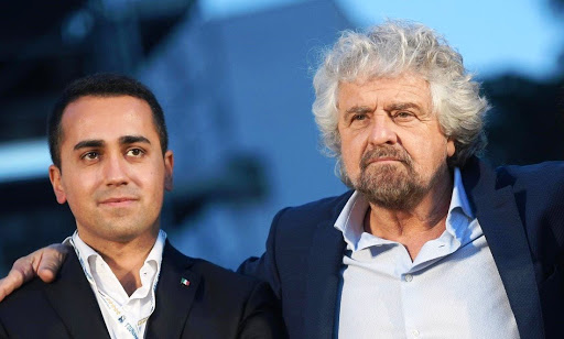 Il M5s si spacca: chi non vuole Udc e Berlusconi nel governo finisce in minoranza