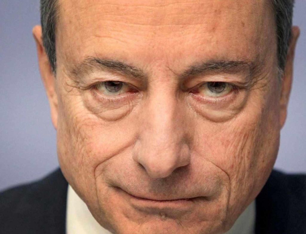 Quando Grillo chiamava Draghi "Dracula" e diceva: "Andrebbe processato"
