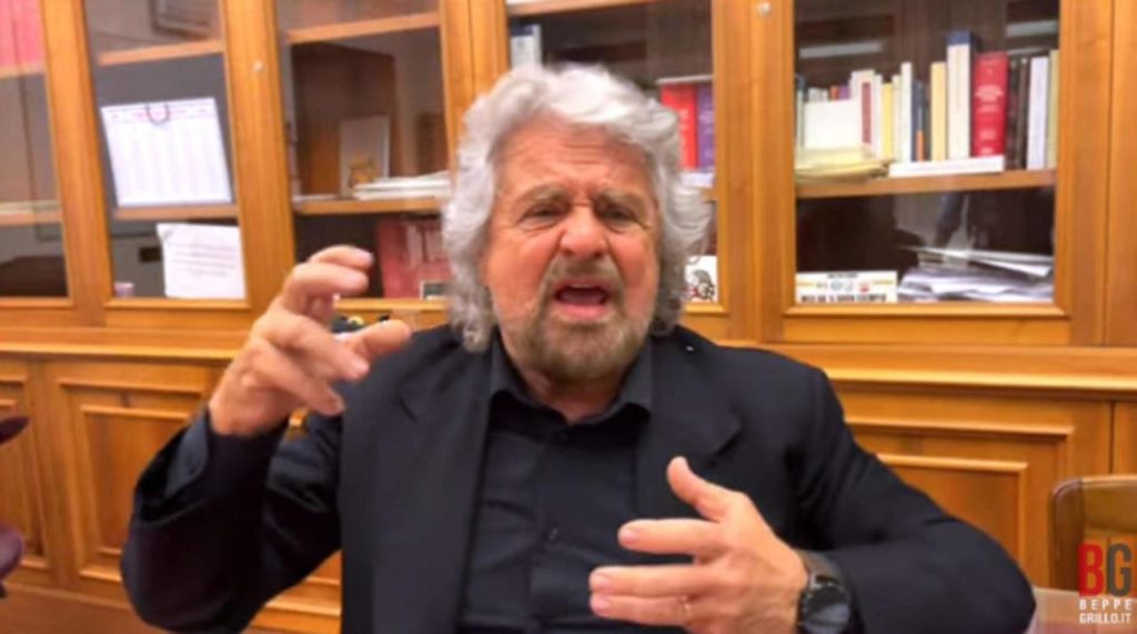 I big M5S spaventati dalla "trappola Rousseau": il rinvio del voto per scongiurare il patatrac