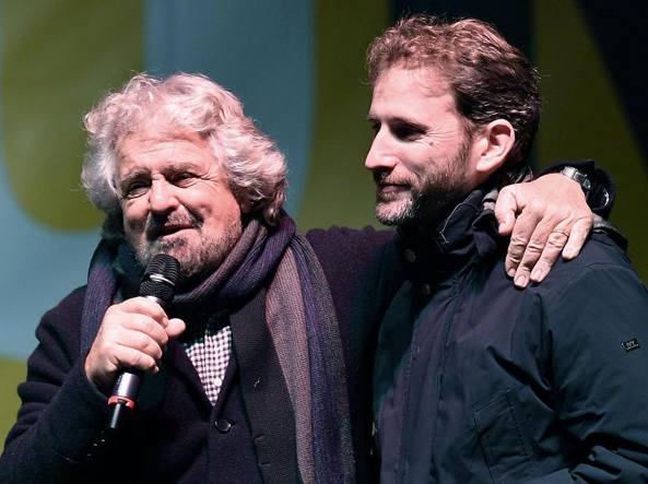 I big M5S spaventati dalla "trappola Rousseau": il rinvio del voto per scongiurare il patatrac