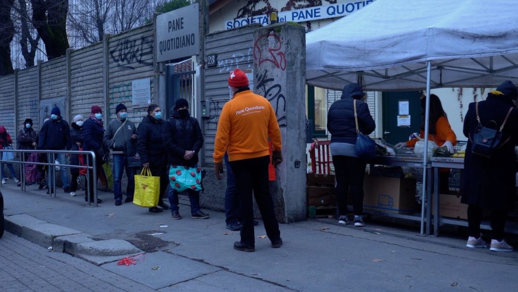 La crisi soffoca il Nord Italia: boom di "nuovi poveri", soprattutto tra donne e giovani