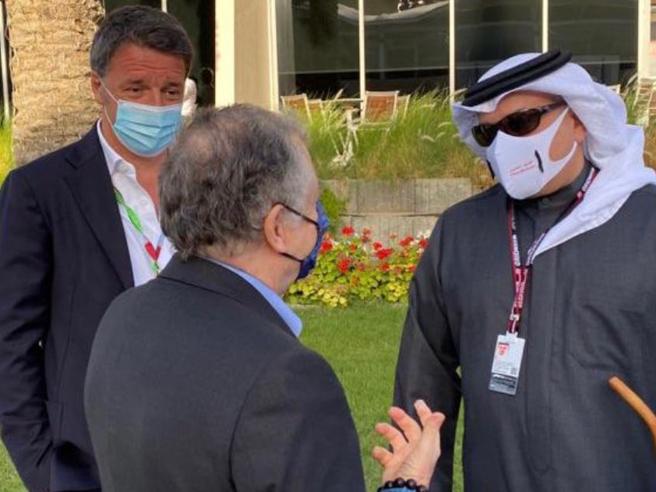 Gli italiani chiusi in casa, Renzi in Bahrain per la Formula Uno: "Che bell'esempio"
