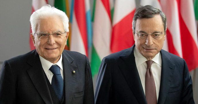 Il no di Mattarella spalanca a Draghi le porte del Quirinale (con la benedizione dell'Ue)
