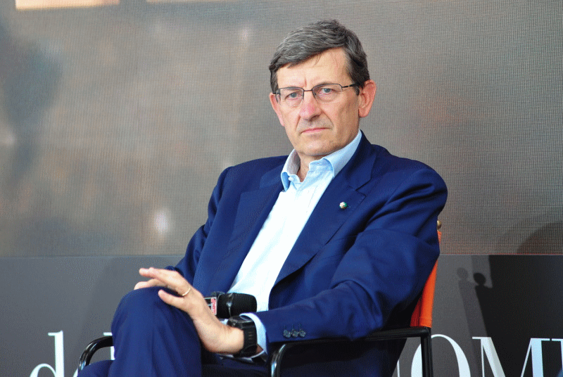 Il governo progetta lo "scudo anti-hacker": sarà affidato a Colao Meravigliao