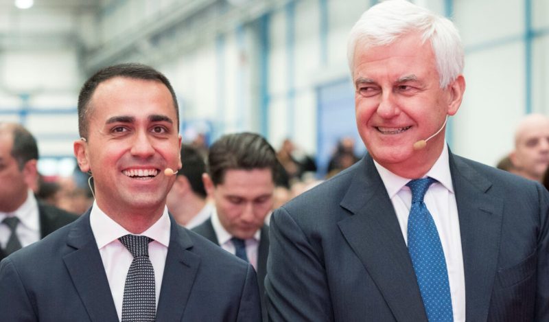 Il portavoce di Di Maio va a lavorare con il condannato Profumo