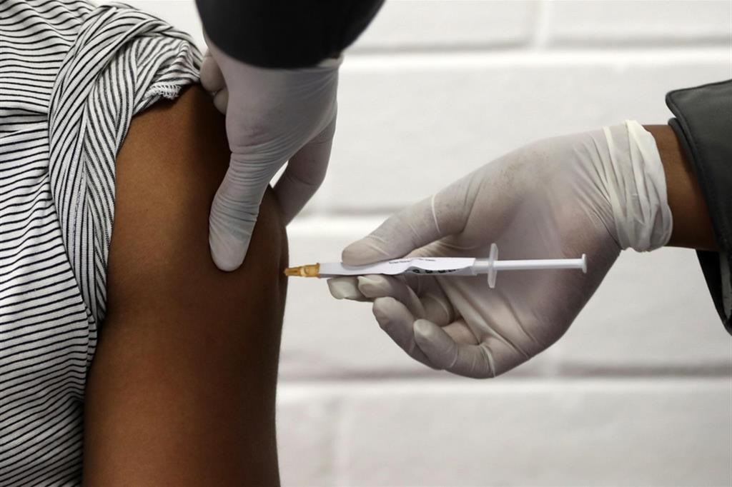 Pd e Cts tornano alla carica: "Obbligo di vaccinazione per tutti gli italiani"