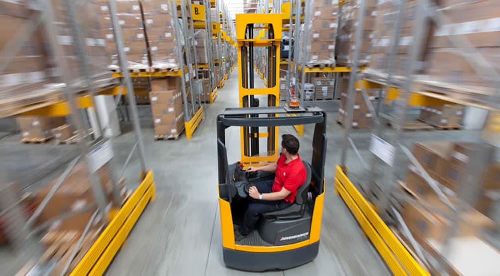 Sfruttamento e zero sicurezza: viaggio nell'inferno della logistica italiana
