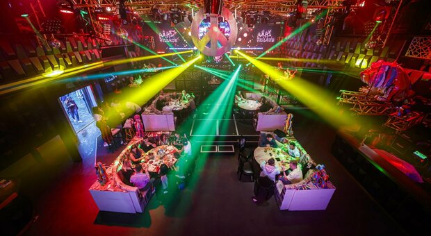 L'accanimento del governo contro le discoteche: a rischio 100 mila posti di lavoro