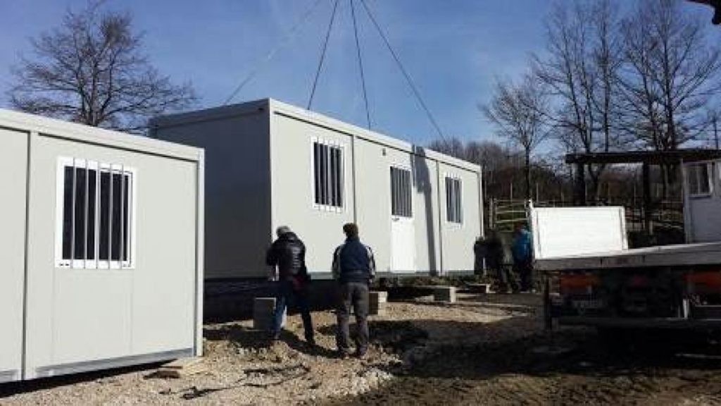 Arrivano i "Campi di contenimento Covid": così si isoleranno i positivi