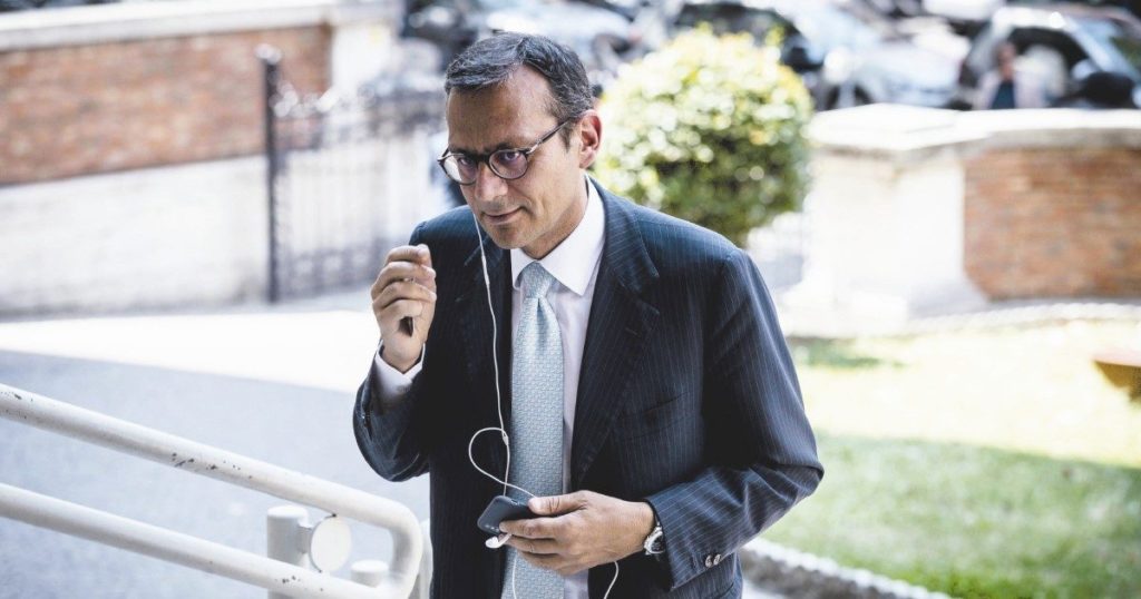 Ilva, arrestato l'ex commissario Laghi con l'accusa di corruzione