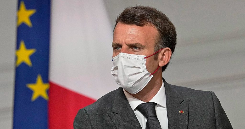 La Francia verso l'addio al Green pass: l'Italia resterà l'unica in Europa a richiederlo