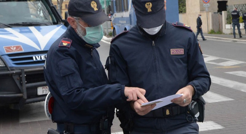 Il sindacato della polizia contro il governo: "No all'obbligo di vaccinazione per gli agenti"