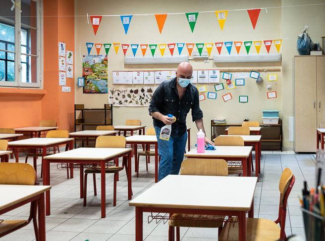 "Dad anche solo con un contagio": il fallimento del governo sul fronte scuola
