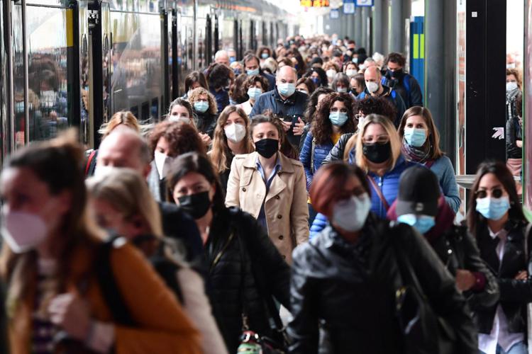 "La curva dei contagi scenderà": l'esperto spiega perché le previsioni catastrofiste dell'Oms sono sbagliate