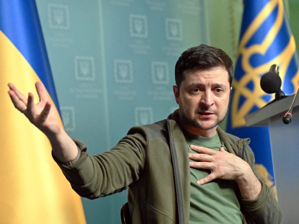 In carcere gli oppositori del governo: ecco la tanto celebrata democrazia di Zelensky