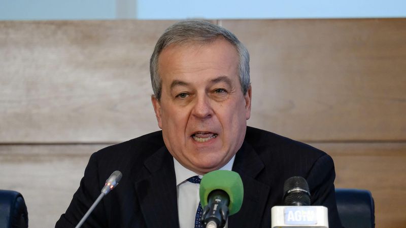 Meloni azzera vertici Css