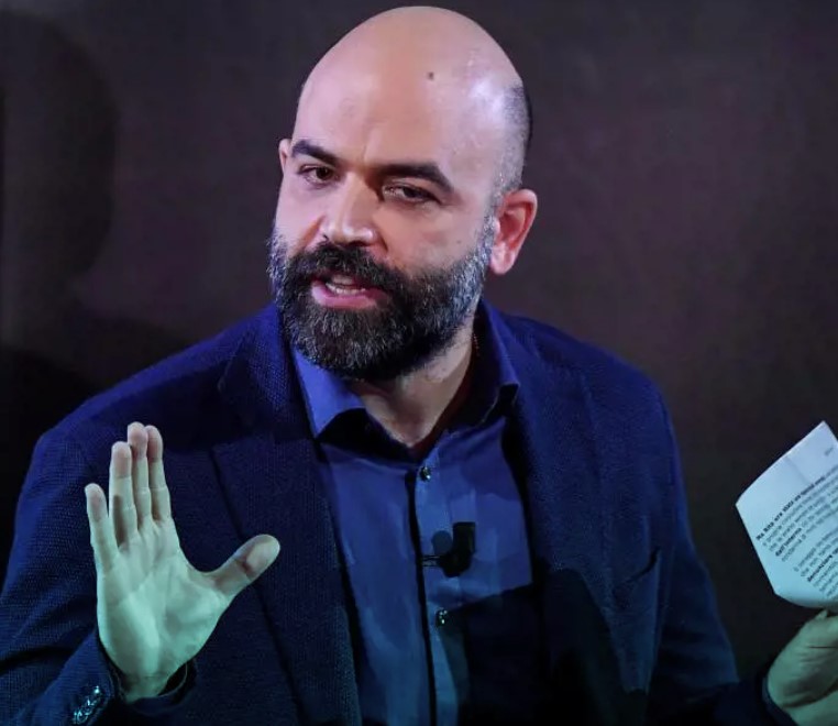 saviano modifica vangelo attacca governo