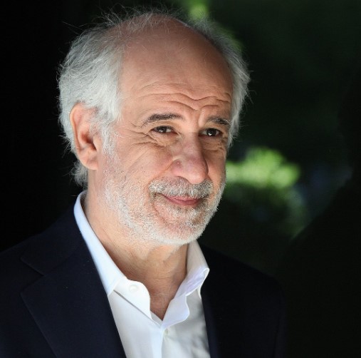 malore improvviso toni servillo